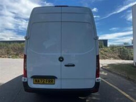 Mercedes-Benz Sprinter 315 CDI PROGRESSIVE 4