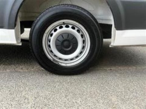 Volkswagen Crafter CR35 TDI L H/R P/V TRENDLINE 18