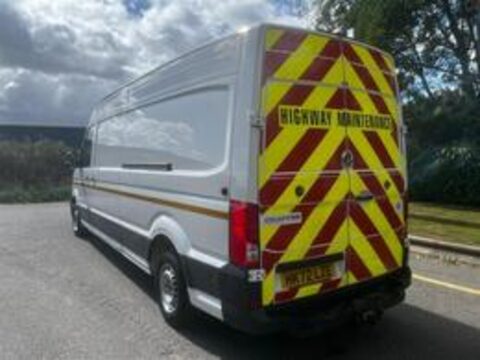 Volkswagen Crafter CR35 TDI L H/R P/V TRENDLINE 8