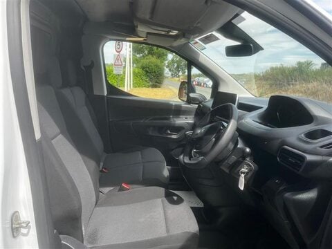 Peugeot Partner BLUEHDI PROFESSIONAL PREMIUM L1 8
