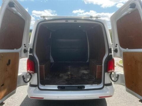 Volkswagen Transporter T30 TDI P/V HIGHLINE 7
