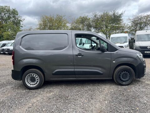 Fiat Doblo BLUEHDI SWB P/V 4