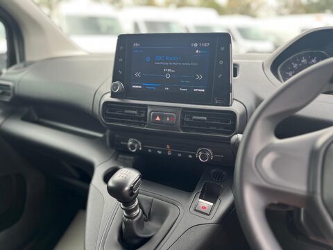 Peugeot Partner BLUEHDI PROFESSIONAL PREMIUM PLUS L2 12