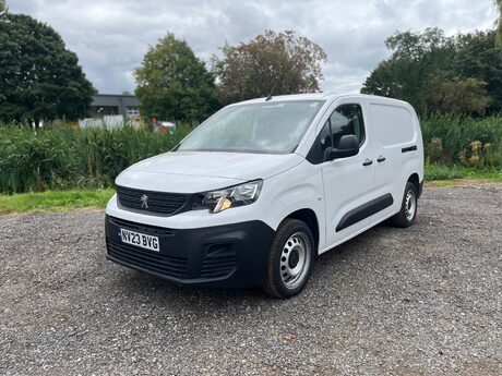 Peugeot Partner BLUEHDI PROFESSIONAL PREMIUM PLUS L2