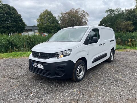 Peugeot Partner BLUEHDI PROFESSIONAL PREMIUM PLUS L2 1