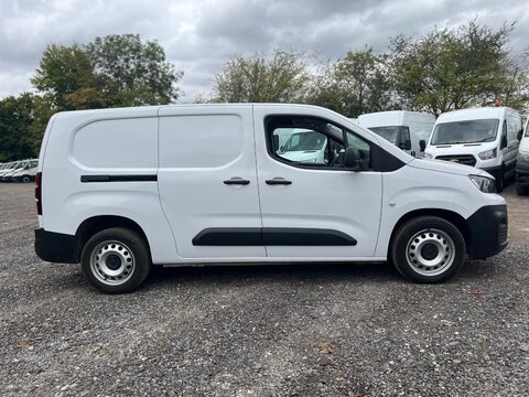 Peugeot Partner BLUEHDI PROFESSIONAL PREMIUM PLUS L2 4