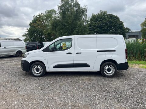 Peugeot Partner BLUEHDI PROFESSIONAL PREMIUM PLUS L2 9