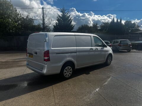 Mercedes-Benz Vito 114 PROGRESSIVE L2 4