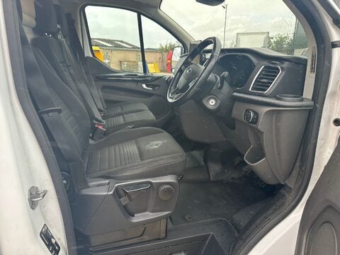 Ford Transit Custom 300 LIMITED P/V ECOBLUE 9