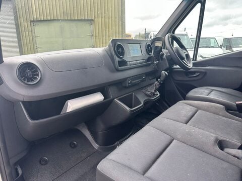 Mercedes-Benz Sprinter 315 CDI PROGRESSIVE 11