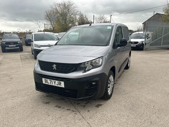 Peugeot Partner BLUEHDI PROFESSIONAL PREMIUM L1