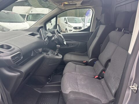 Peugeot Partner BLUEHDI PROFESSIONAL PREMIUM L1 15