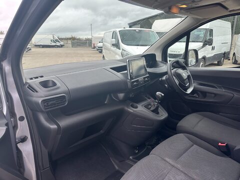 Peugeot Partner BLUEHDI PROFESSIONAL PREMIUM L1 13