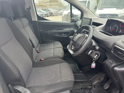 Peugeot Partner BLUEHDI PROFESSIONAL PREMIUM L1 12