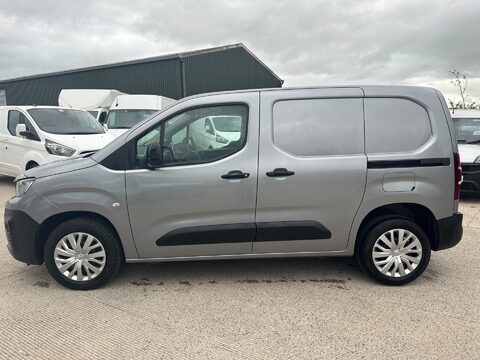 Peugeot Partner BLUEHDI PROFESSIONAL PREMIUM L1 8