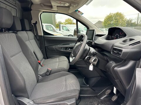 Peugeot Partner BLUEHDI PROFESSIONAL PREMIUM L1 11