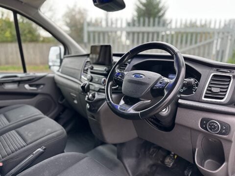 Ford Transit Custom 300 LIMITED P/V ECOBLUE 17