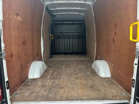 Iveco Daily 35S14VB 9