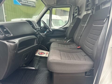 Iveco Daily 35S14VB 21