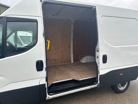 Iveco Daily 35S14VB 13