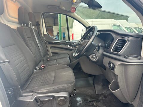 Ford Transit Custom 300 LIMITED P/V ECOBLUE 12
