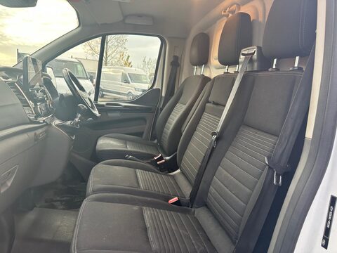 Ford Transit Custom 300 LIMITED P/V ECOBLUE 16
