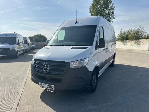 Mercedes-Benz Sprinter 315 CDI PROGRESSIVE 1