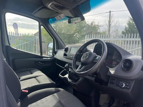Mercedes-Benz Sprinter 315 CDI PROGRESSIVE 11
