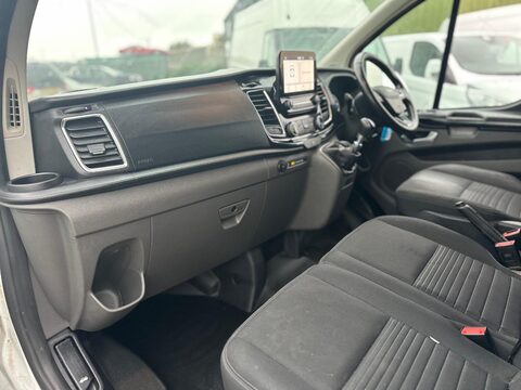 Ford Transit Custom 300 LIMITED P/V ECOBLUE 22