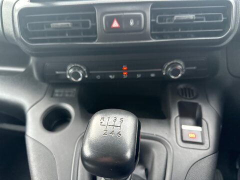 Peugeot Partner BLUEHDI PROFESSIONAL PREMIUM L1 13