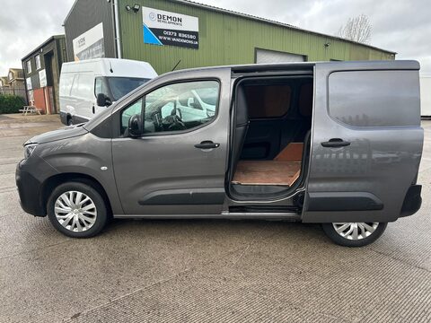 Peugeot Partner BLUEHDI PROFESSIONAL PREMIUM L1 9