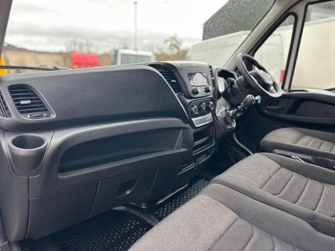 Iveco Daily 35S14VB 17