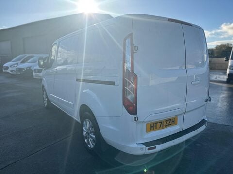 Ford Transit Custom 300 LIMITED P/V ECOBLUE 2