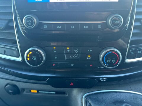 Ford Transit Custom 300 LIMITED P/V ECOBLUE 11