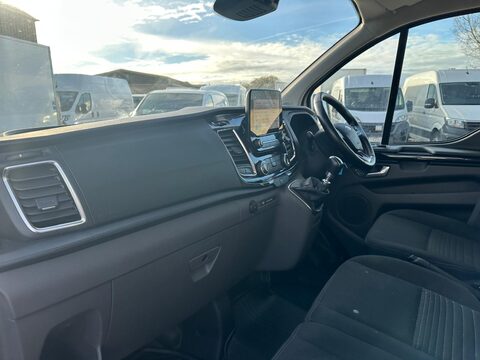 Ford Transit Custom 300 LIMITED P/V ECOBLUE 16