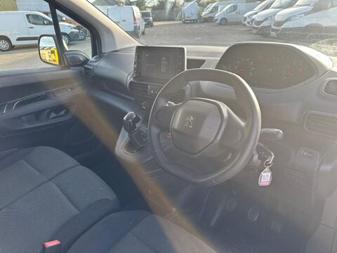 Peugeot Partner BLUEHDI PROFESSIONAL PREMIUM L1 13