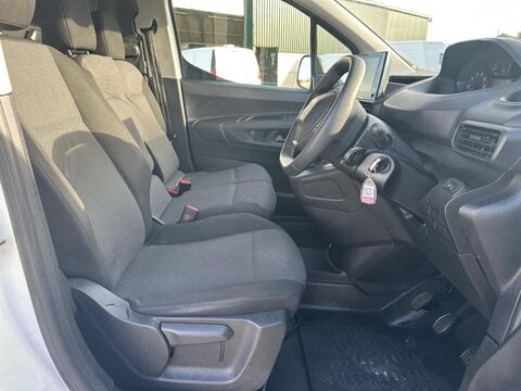 Peugeot Partner BLUEHDI PROFESSIONAL PREMIUM L1 14