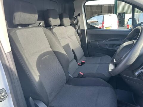 Peugeot Partner BLUEHDI PROFESSIONAL PREMIUM L1 15