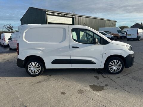 Peugeot Partner BLUEHDI PROFESSIONAL PREMIUM L1 7