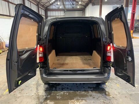 Peugeot Partner BLUEHDI PROFESSIONAL PREMIUM L1 7