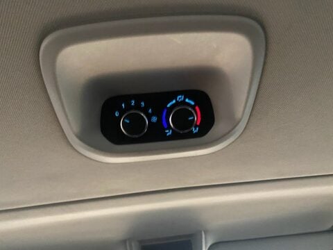 Ford Tourneo Custom 320 TITANIUM L2 ECOBLUE 26