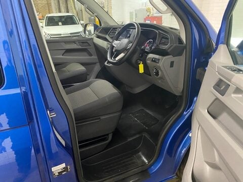 Volkswagen Transporter T32 TDI KOMBI HIGHLINE 9