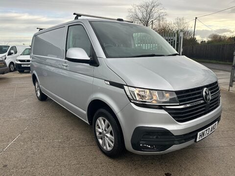 Volkswagen Transporter T28 TDI P/V HIGHLINE 2