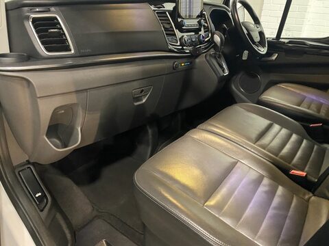 Ford Tourneo Custom 320 TITANIUM L2 ECOBLUE 23