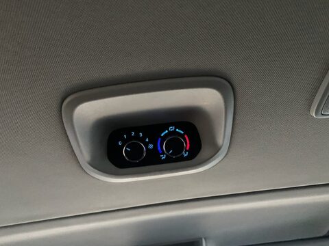 Ford Tourneo Custom 320 TITANIUM L2 ECOBLUE 22