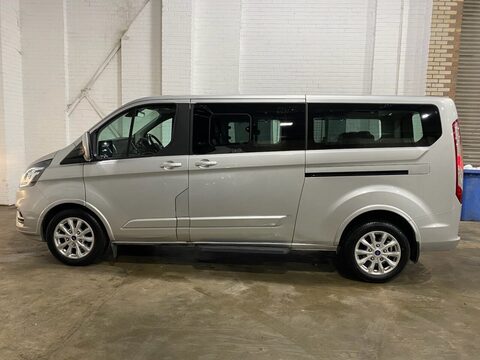 Ford Tourneo Custom 320 TITANIUM L2 ECOBLUE 8