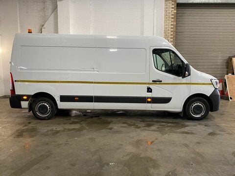 Renault Trucks Uk Master 35 L3H2 4