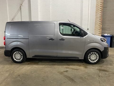 Toyota Proace L2 ICON CRC 3
