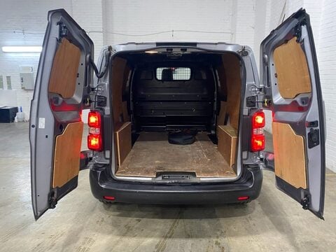 Toyota Proace L2 ICON CRC 7