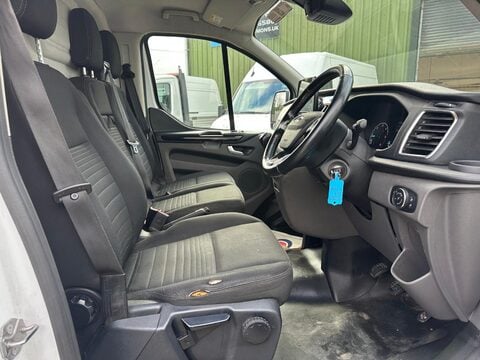 Ford Transit Custom 300 LIMITED P/V ECOBLUE 14